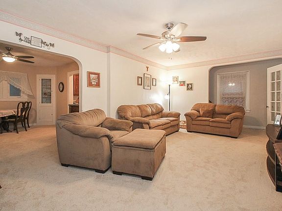 2nd image of 16716 Elsienna Ave