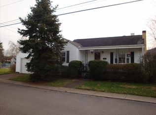 2239 Myers Ave, Dunbar, WV 25064