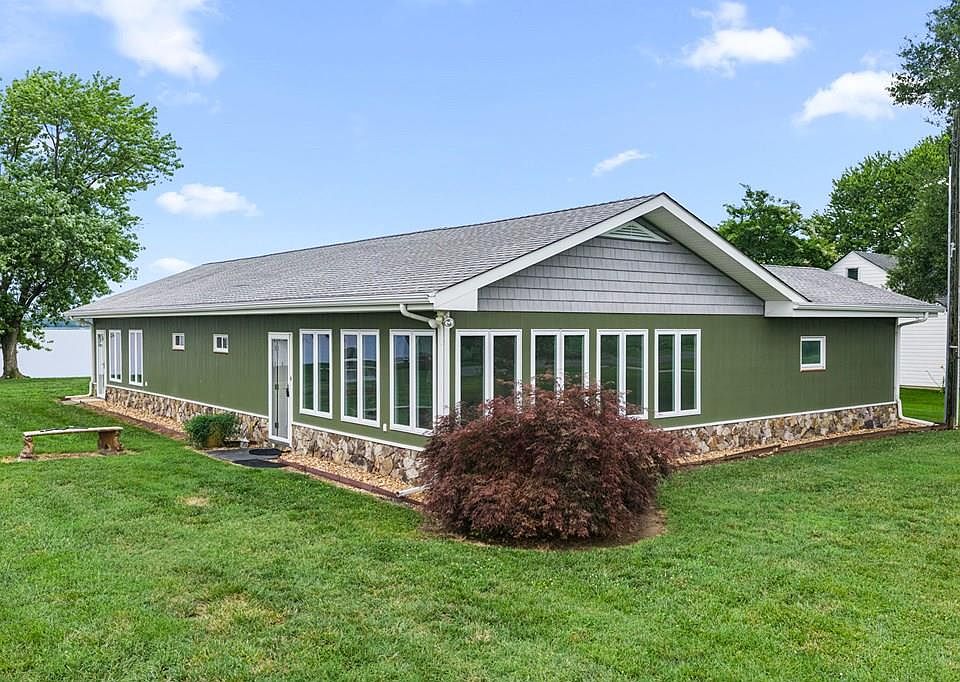 1st image of 4387 Naylors Beach Rd