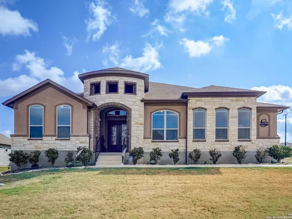 12911 Hunters Trace, St Hedwig, TX 78152
