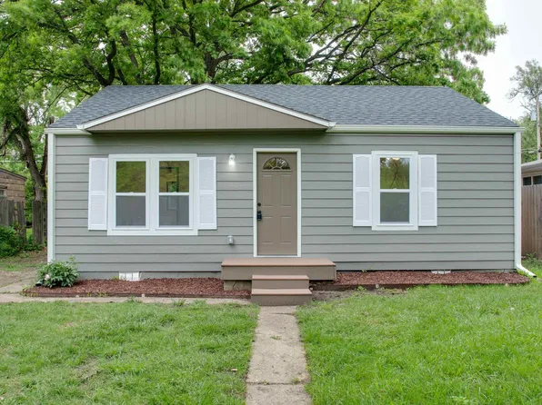 832 SE 33rd Ter, Topeka, KS 66605