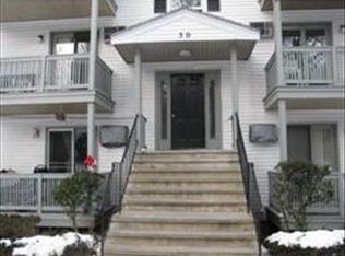 30 Abbey Rd APT 108, Leominster, MA 01453