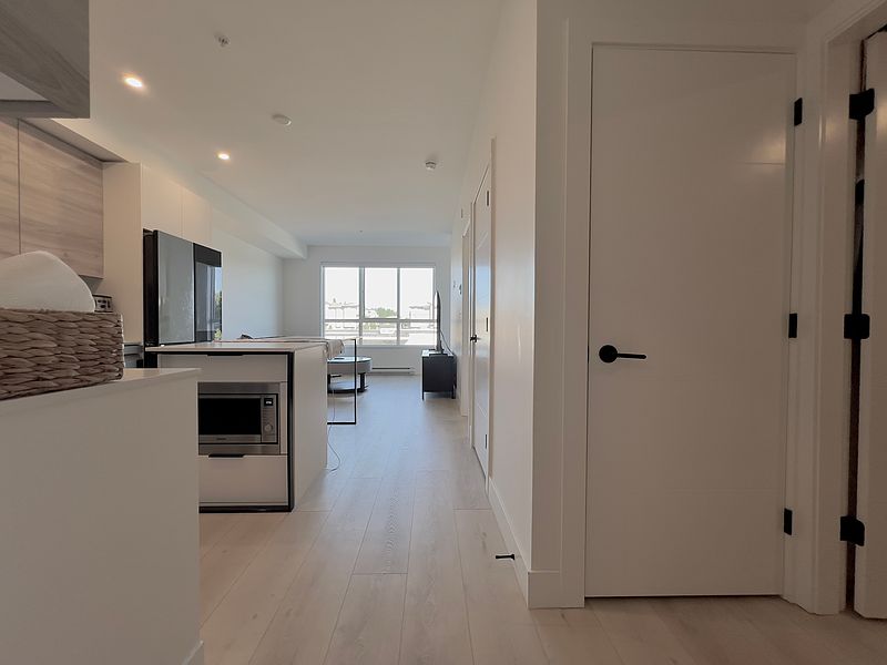 Abbotsford Apartment for rent - 2 Bedrooms — photo 6