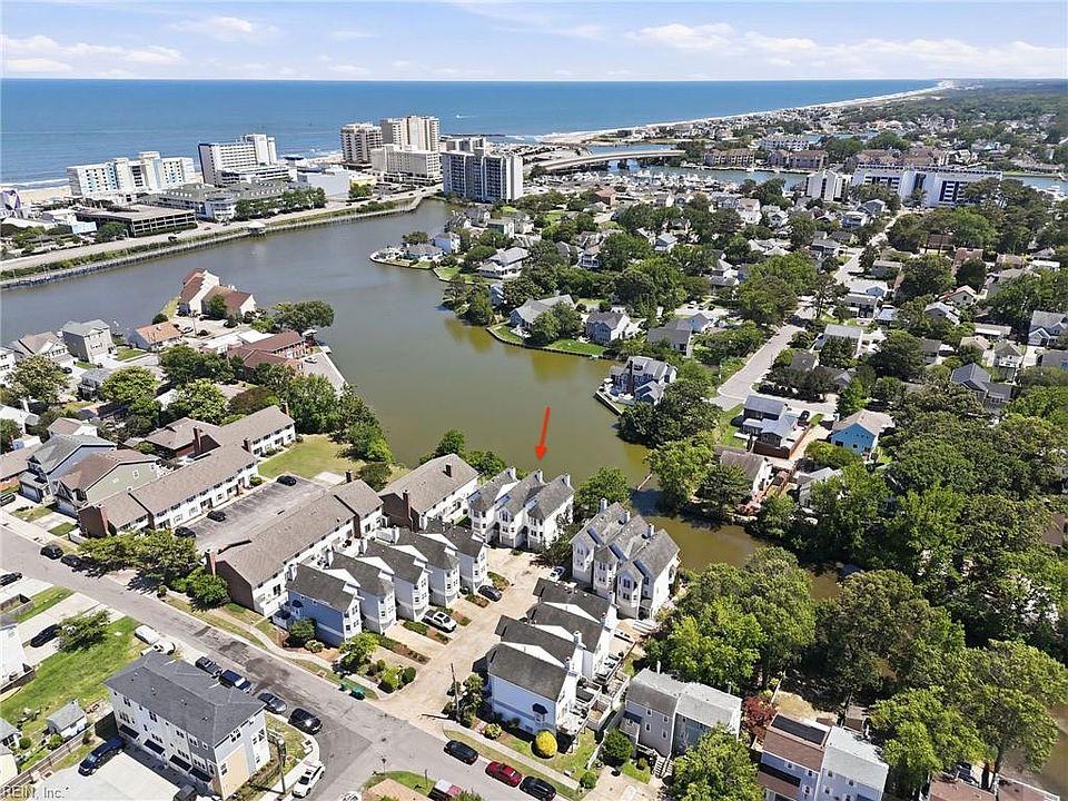 1st image of 802 Baltic Walk