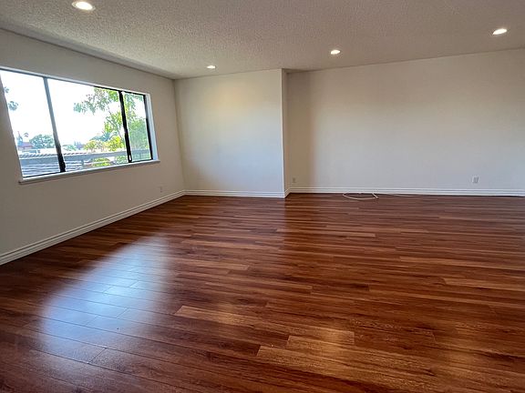 4th image of 1165 Spazier Ave #202