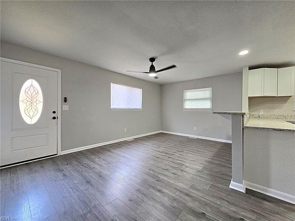 5th image of 651 26th St