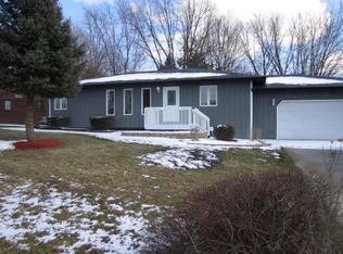 1199 Winterhaven Ln, Crown Pt, IN 46307