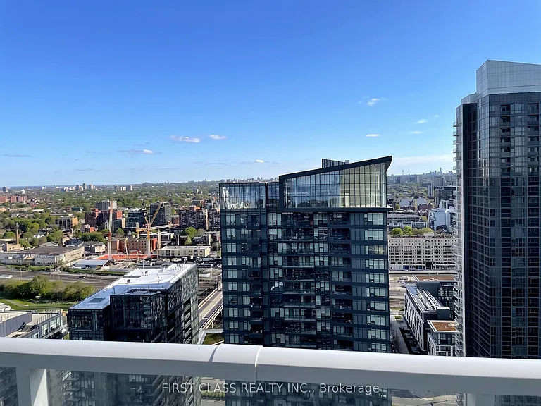 17 Bathurst St #3809 — Photo 8