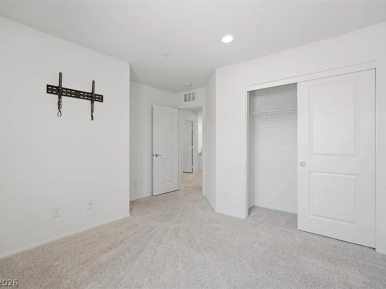 2879 Cabrillo Terrace St — Photo 18
