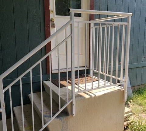 4th image of 902 Del Paso Blvd Space 122