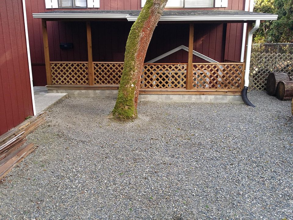 1st image of 2509 College St SE #B