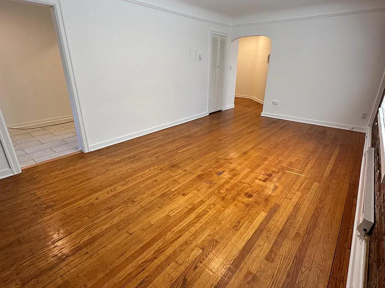 333 Summit Ave E #204 — Photo 4