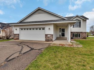 1302 Stone Ridge Rd, Sauk Rapids, MN 56379