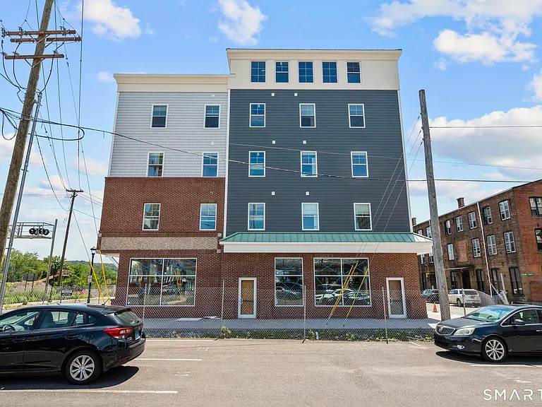 113 Canal St W #301 — Photo 14