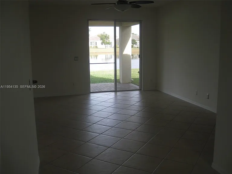 19351 SW 61st St — Photo 70