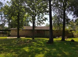 230 Cunningham Ave, Rose Hill Acres, TX 77657