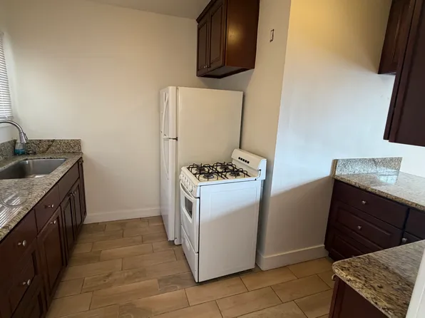 207 Mira Mar Ave APT A, Long Beach, CA 90803