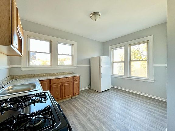 2nd image of 168 Columbia Ave #2A