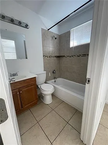 2431 Octavia Dr — Photo 9