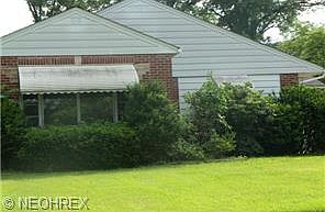 1st image of 225 Garfield Dr NE