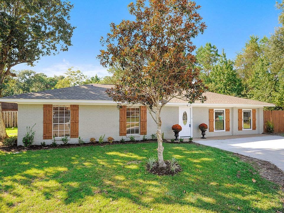1st image of 12125 Essex Pl