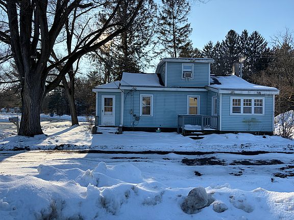 2nd image of 150 Parkway St