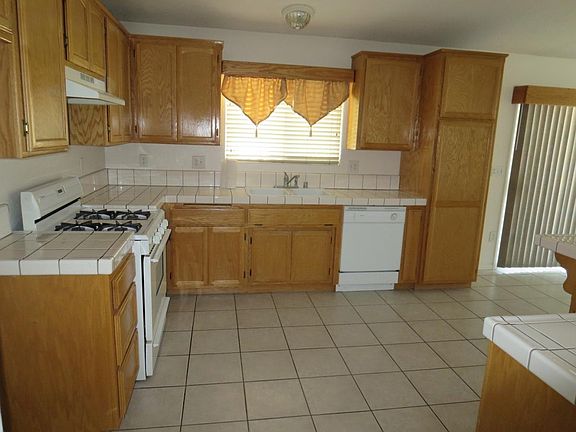 3rd image of 18231 Manzanita St