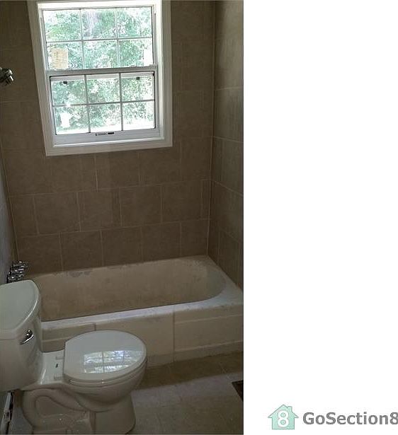 2nd image of 228 Hartfield St