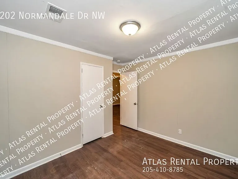 3202 Normandale Dr NW — Photo 10