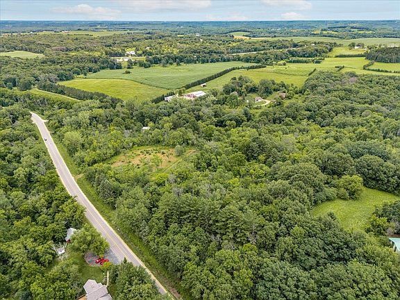 5th image of N7372 County Road O