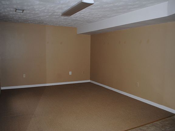 lower level rec room