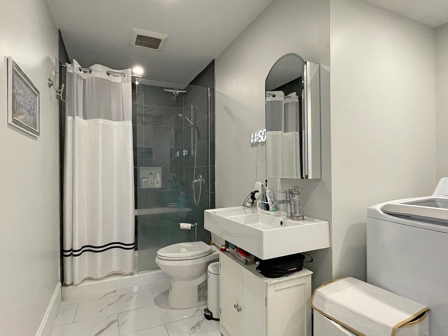 2 bed, 752 sqft, $1,950 — Photo 1