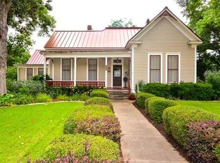 1502 Pecan St, Bastrop, TX 78602