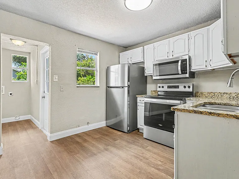 5105 N Rohn Ave #5105 — Photo 14