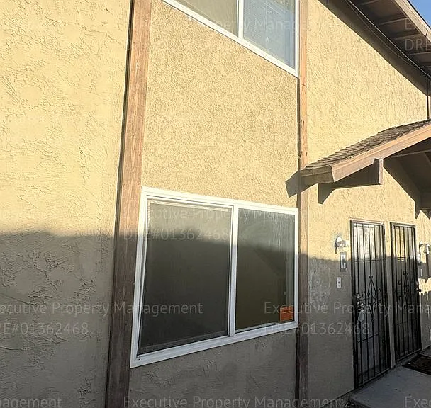 1405 Pacific St — Photo 4