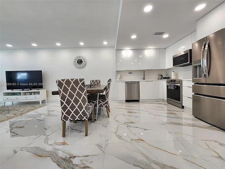3505 S Ocean Dr #1509 — Photo 7
