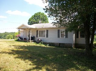 321 Berryhill Farm Dr, Nebo, NC 28761