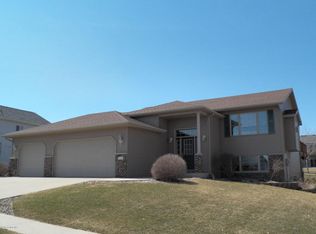 1047 Double Eagle Ave SE, Rochester, MN 55904