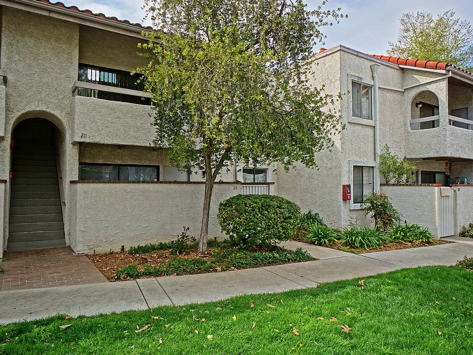 1st image of 25003 Peachland Ave Unit 211