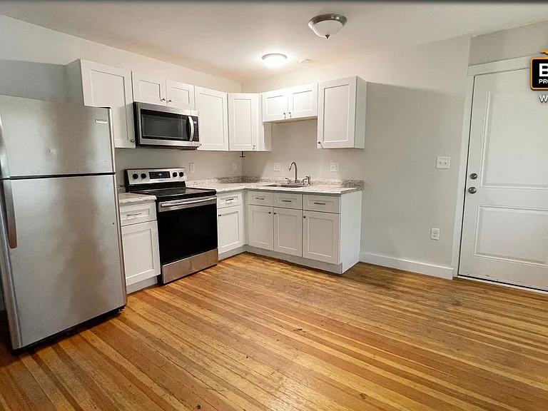 429-433 Princeton Rd — Photo 23