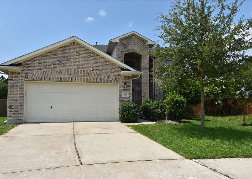 1st image of 7202 Desert Oaks Ct