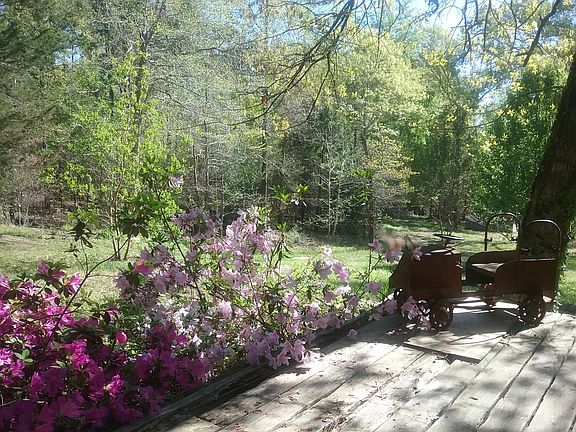 5th image of 15617 Wood Ln