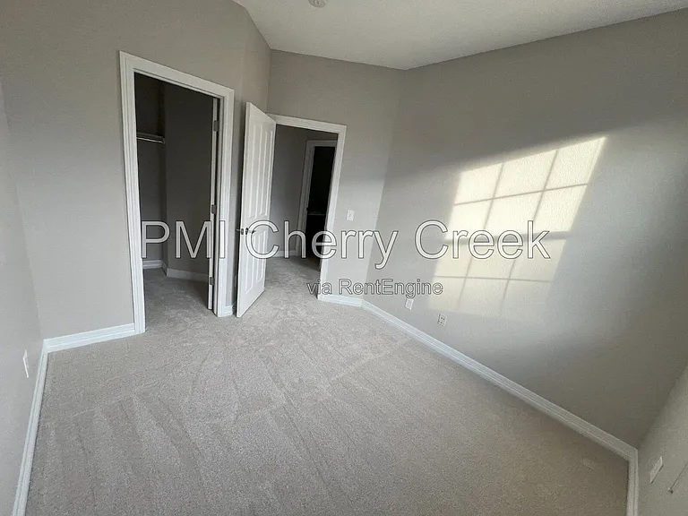 9256 Kornbrust Dr — Photo 40