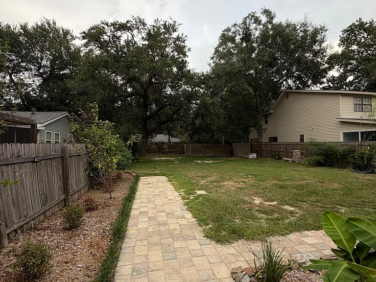 524 Fell Grass St — Photo 5