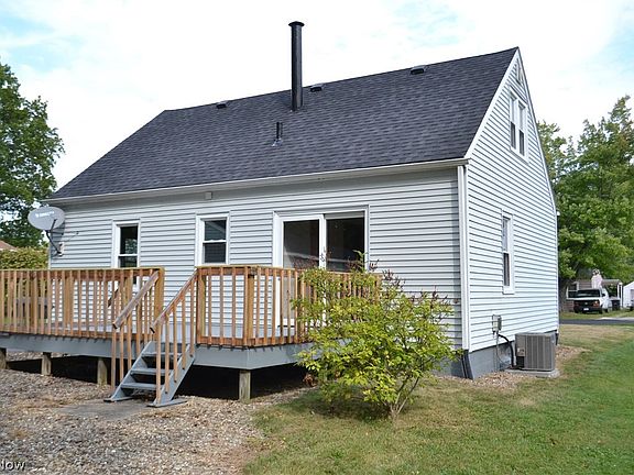 2nd image of 1547 Clemmens Ave NW