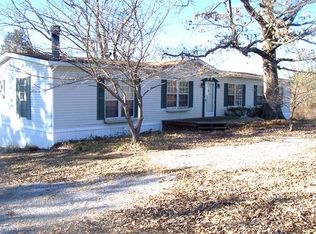 372 Cass Ln NW, Charleston, TN 37310