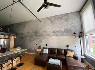 1555 California St APT 310, Denver, CO 80202