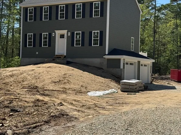 128 Tispaquin St, Middleboro, MA 02346