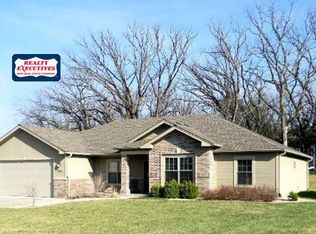 1001 Highland Ridge Dr, Manhattan, KS 66503