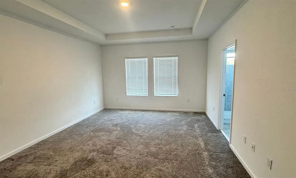 3 bed, 2.5 bath, 1738 sqft, $1,900 — Photo 4